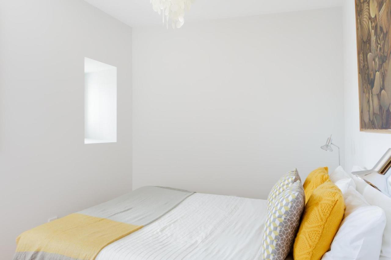 Amazing Rooftop Terrace With River And Historic City View 4 Bedrooms 4 Bathrooms Ac 19Th Century Building Chiado Lisboa المظهر الخارجي الصورة