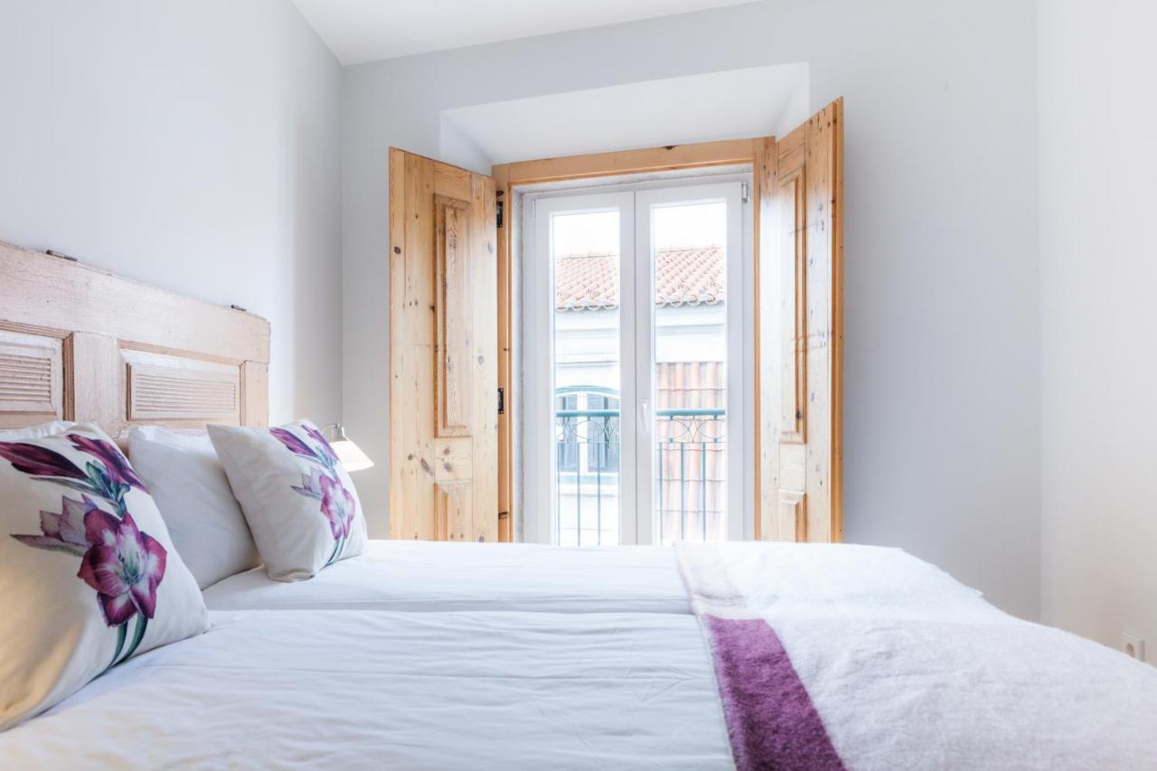 Amazing Rooftop Terrace With River And Historic City View 4 Bedrooms 4 Bathrooms Ac 19Th Century Building Chiado Lisboa المظهر الخارجي الصورة