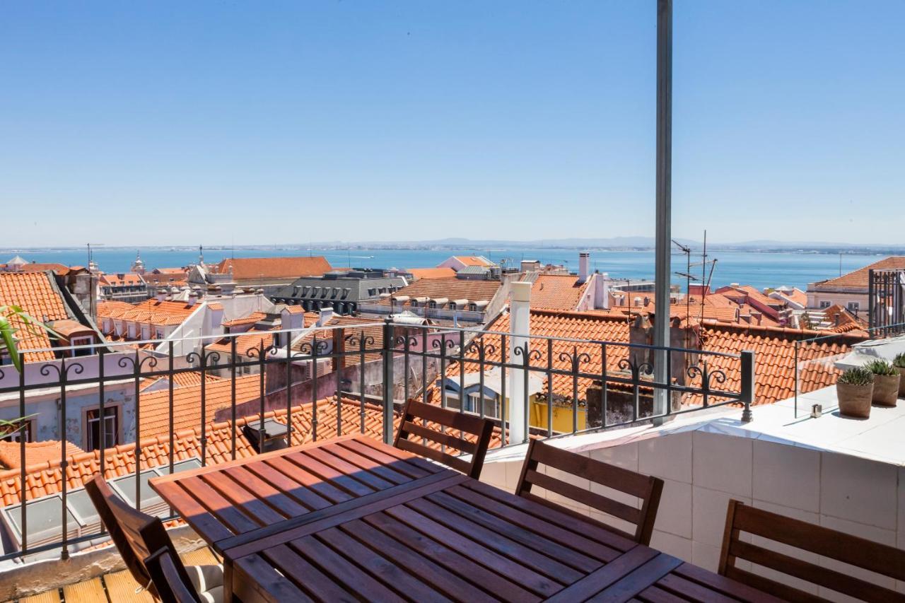 Amazing Rooftop Terrace With River And Historic City View 4 Bedrooms 4 Bathrooms Ac 19Th Century Building Chiado Lisboa المظهر الخارجي الصورة