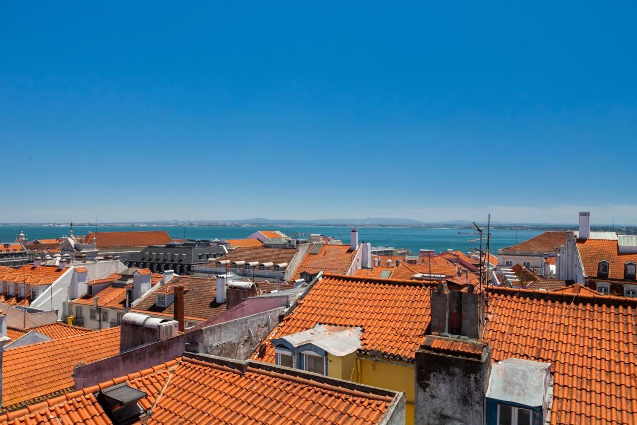 Amazing Rooftop Terrace With River And Historic City View 4 Bedrooms 4 Bathrooms Ac 19Th Century Building Chiado Lisboa المظهر الخارجي الصورة